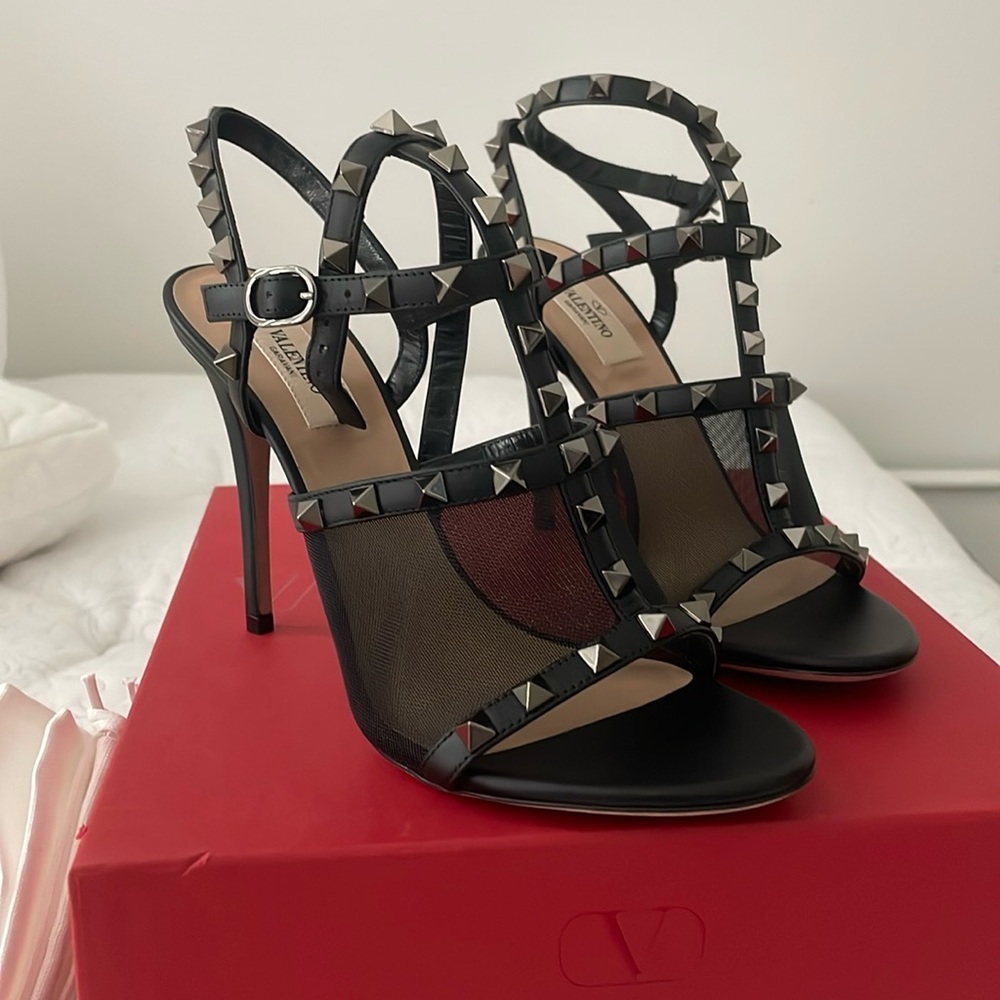 NWT Valentino rockstud sandal heel with mesh detail size 38
